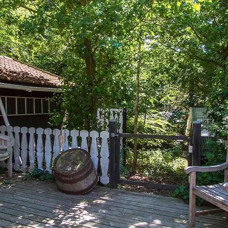 Amazing In With 2 Bedrooms, Jacuzzi And Sauna * Års