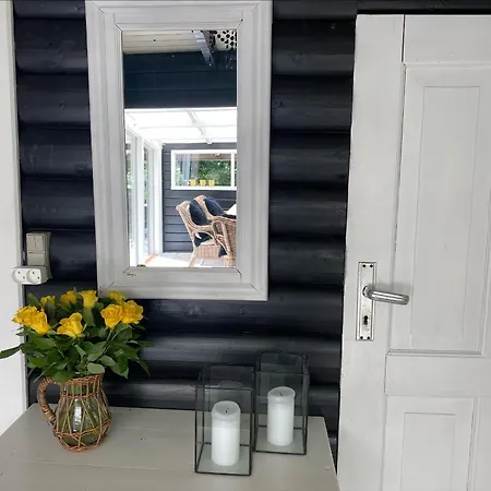 Amazing In With 2 Bedrooms, Jacuzzi And Sauna *