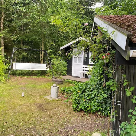 Amazing In With 2 Bedrooms, Jacuzzi And Sauna Års