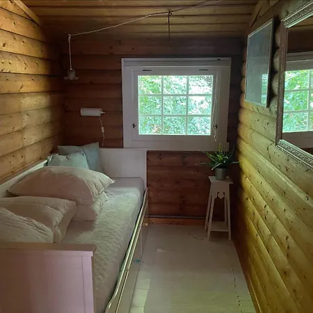 Amazing In With 2 Bedrooms, Jacuzzi And Sauna