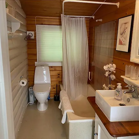 Amazing In With 2 Bedrooms, Jacuzzi And Sauna Ferienhaus *